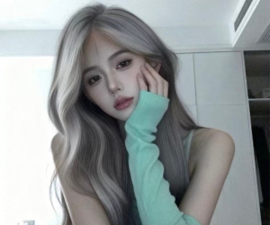 罗湖#鹿鹿 網紅款靚女，身材性感苗條，有驚喜禮包，可冲